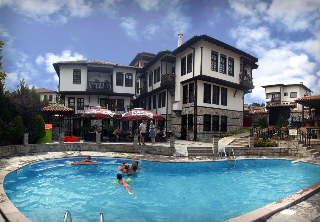 Alexandrov'S Houses Hotel Zlatograd Bagian luar foto