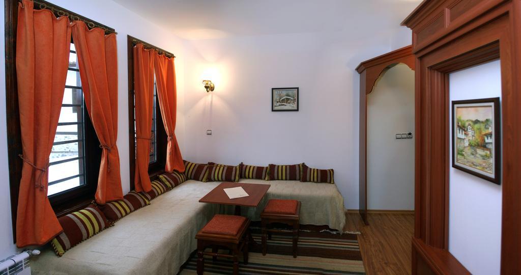 Alexandrov'S Houses Hotel Zlatograd Bagian luar foto