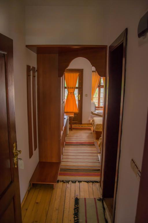 Alexandrov'S Houses Hotel Zlatograd Bagian luar foto