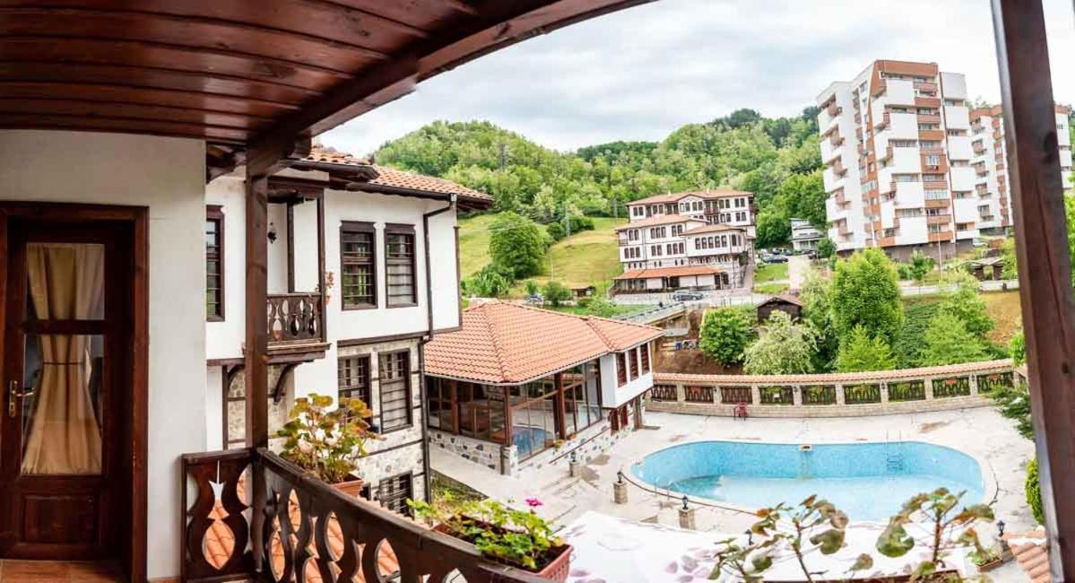 Alexandrov'S Houses Hotel Zlatograd Bagian luar foto